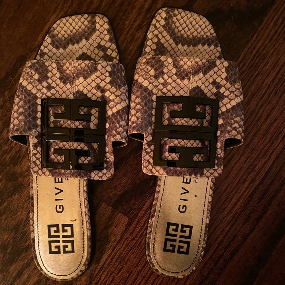 Givenchy sandals size 7 just like new